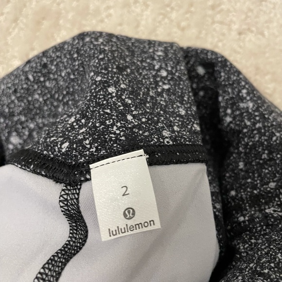 Lululemon Align leggings size 2 - Picture 4 of 4